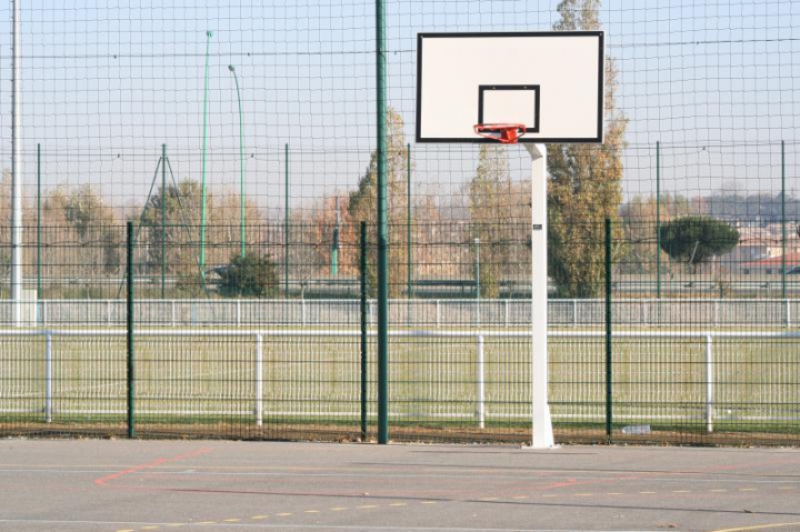 Mini but de basket Agudes